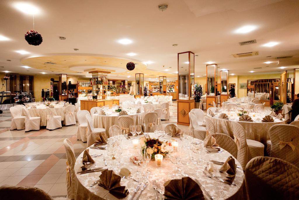 Demy Hotel Aulla Dış mekan fotoğraf